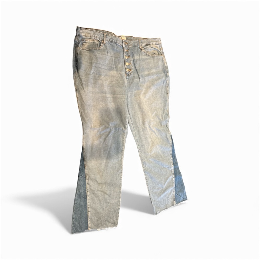 Forever 21 Two-Tone High-Waisted bootcut Jeans